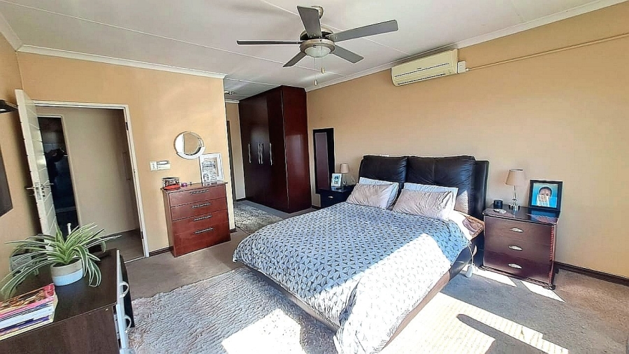 3 Bedroom Property for Sale in Universitas Free State